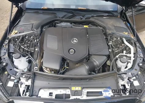 2025 Mercedes-Benz C 300 из США, поврежденный, VIN W1KAF4HB3SR251700